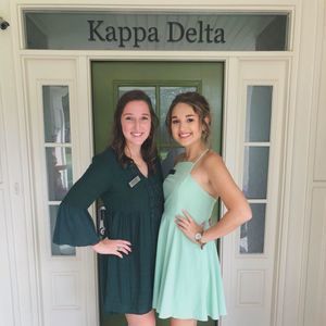 Meet your Posher, Ali